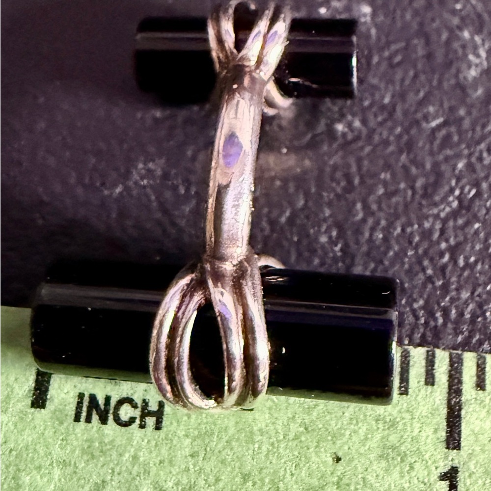 Tiffany & Co. Black Onyx Sterling Cuff Links w/box - Picture 4 of 5